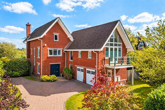 4 Bedroom Detached House For Sale In Freshwater Drive, Weston, Cheshire, CW2