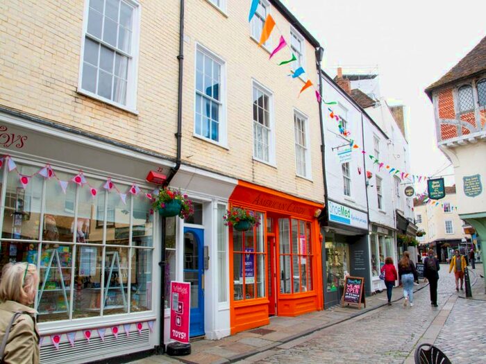 2 Bedroom Flat To Rent In Sun Street, Canterbury, Kent, CT1