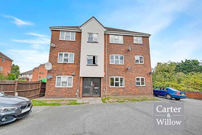 2 Bedroom Flat For Sale In Butteridges Close, Dagenham, RM9