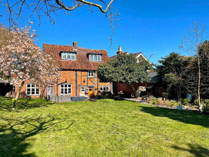 4 Bedroom Cottage To Rent In Lavender Cottage, Ash Street, Ash, GU12