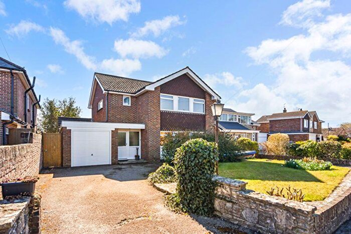 4 Bedroom Detached House For Sale In Christopher Way, Emsworth, PO10