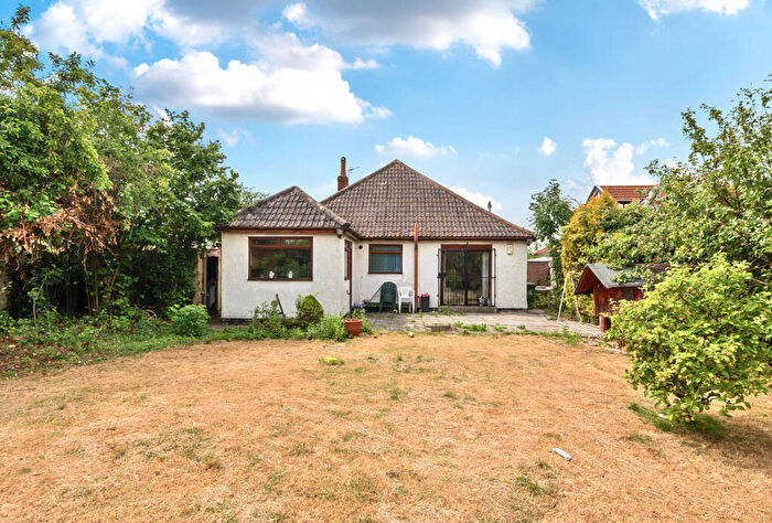 2 Bedroom Bungalow For Sale In Highridge Green, Bristol, Somerset, BS13