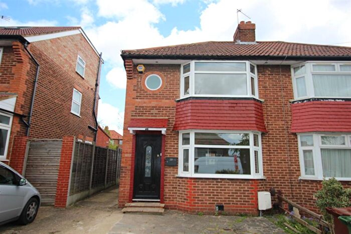 3 Bedroom Semi-Detached House To Rent In Broomgrove Gardens, Edgware, Greater London, HA8