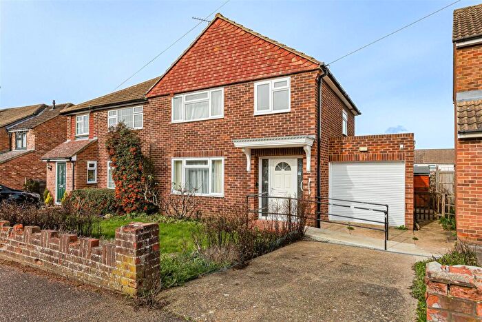3 Bedroom Semi Detached House For Sale In Blackbushe, Bishop's Stortford, CM23