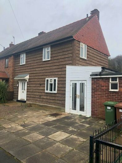 3 Bedroom Semi-Detached House To Rent In Alice Well Villas, Sunderland, SR4