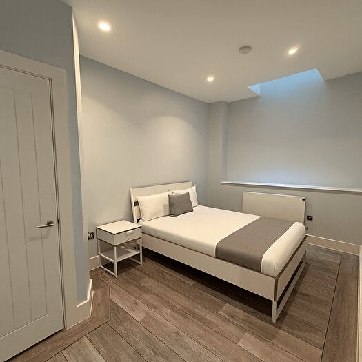 1 Bedroom Flat To Rent In Banfield Road, London, SE15