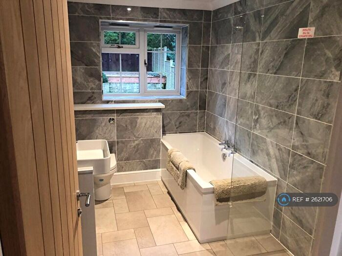 1 Bedroom Flat To Rent In Langdon Hills, Essex, SS16