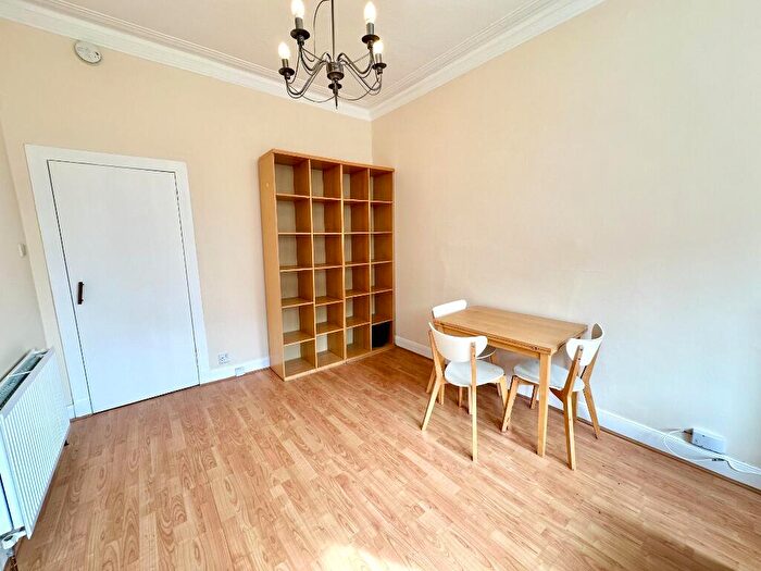 1 Bedroom Flat To Rent In Garrioch Road, North Kelvinside, Glasgow, G20