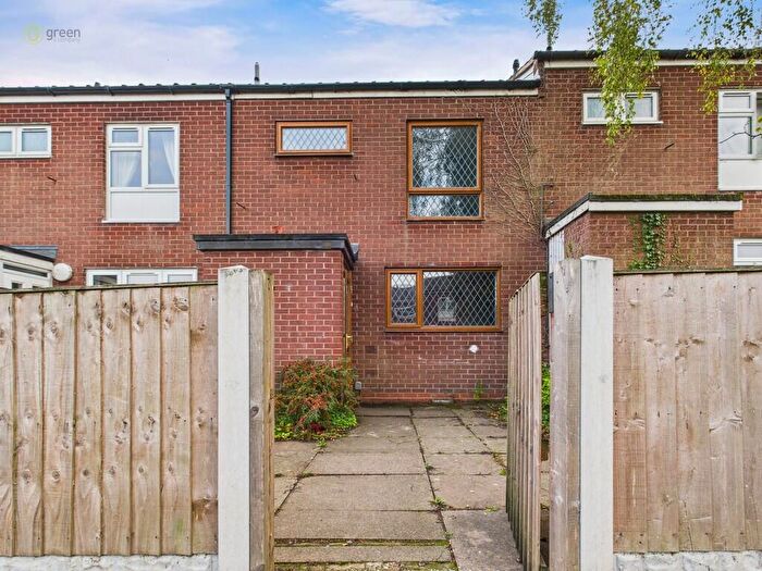 3 Bedroom Terraced House For Sale In Vauxhall Crescent, Birmingham, B36