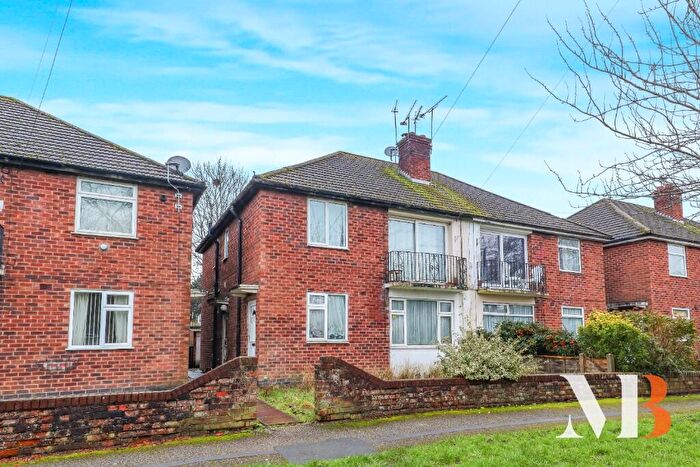 2 Bedroom Maisonette For Sale In Sedgemoor Road, Coventry, West Midlands, CV3