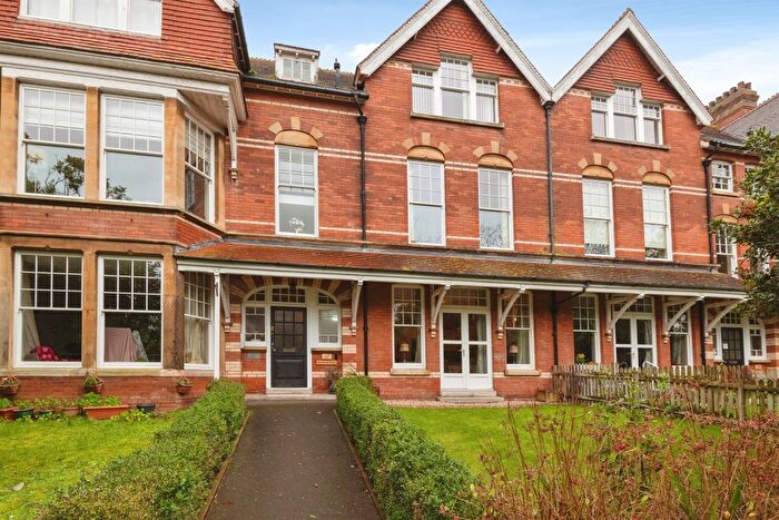 1 Bedroom Flat For Sale In Blenheim Road, Minehead, TA24