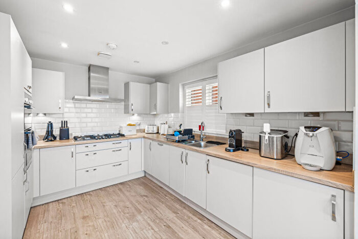 4 Bedroom Detached House For Sale In Ref: Sb - Blunden Way, Westvale Park, RH6