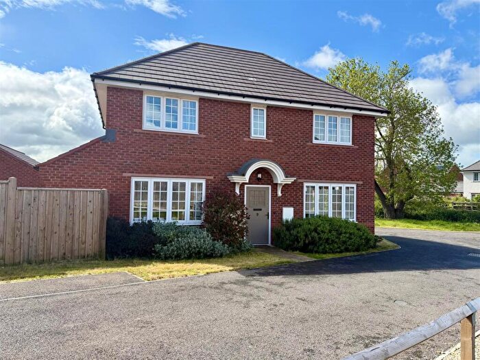 4 Bedroom Detached House For Sale In Cinnabar Grove, Holmer, Hereford, HR4