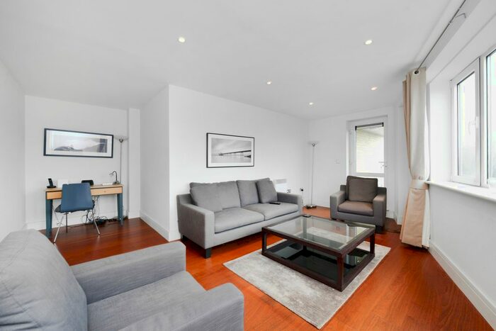 1 Bedroom Flat To Rent In Chiswick High Road, London, W4