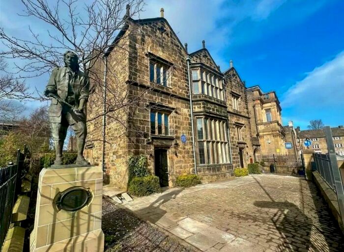 3 Bedroom Flat To Rent In The Old Grammar School, Manor Square, Otley, West Yorkshire, LS21