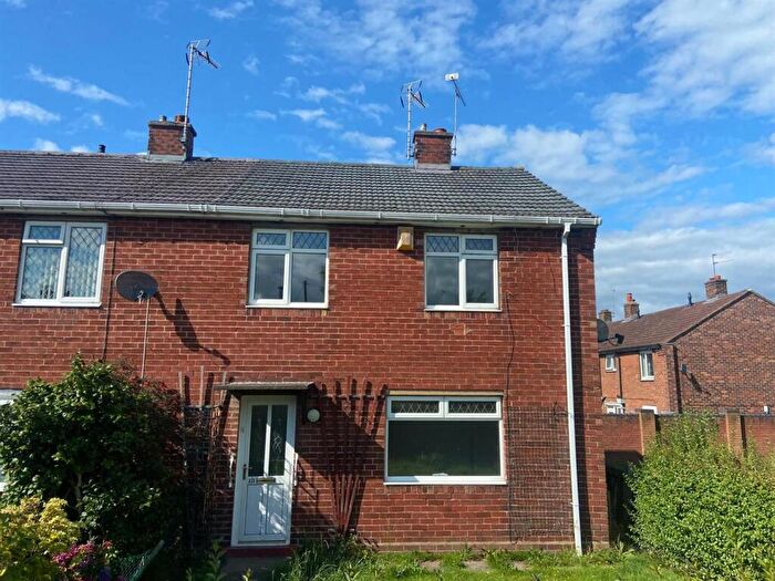 3 Bedroom End Of Terrace House To Rent In Tan Y Coed, Wrexham, LL13