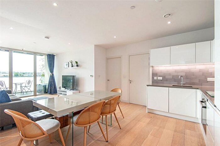 2 Bedroom Flat For Sale In Liner House, Royal Wharf Walk, London, E16