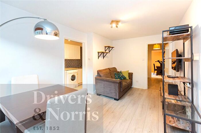 1 Bedroom Apartment To Rent In Greatfield Close, Archway, London, N19