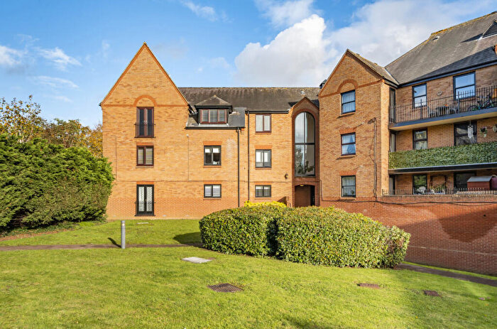 2 Bedroom Apartment To Rent In Fitzwalter Place, Chelmsford Road, Dunmow, Essex, CM6