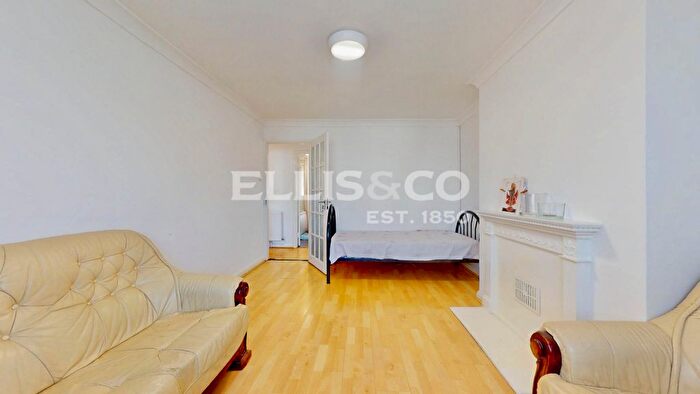 2 Bedroom Flat To Rent In Llanover Road, Wembley, HA9