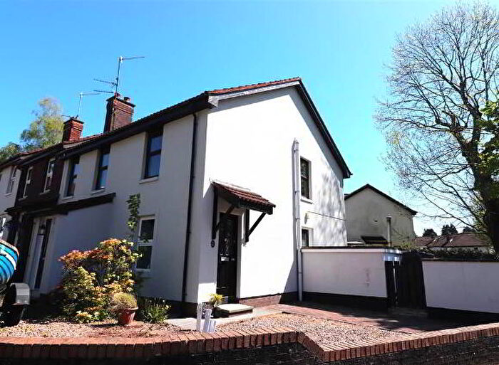 2 Bedroom Apartments For Sale In River Court, Belfast, BT17