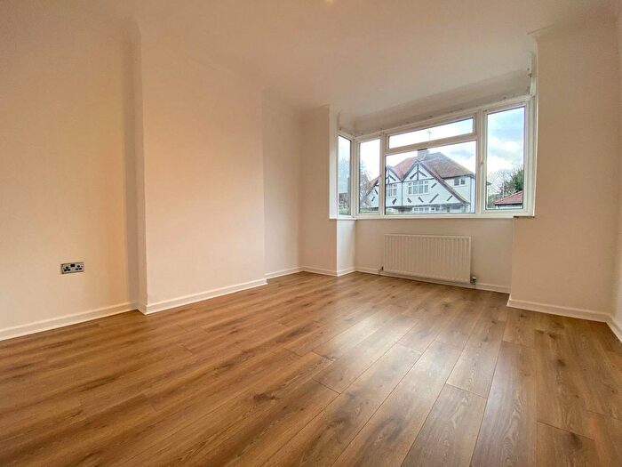 4 Bedroom Detached House To Rent In Beechcroft Gardens, Wembley, HA9