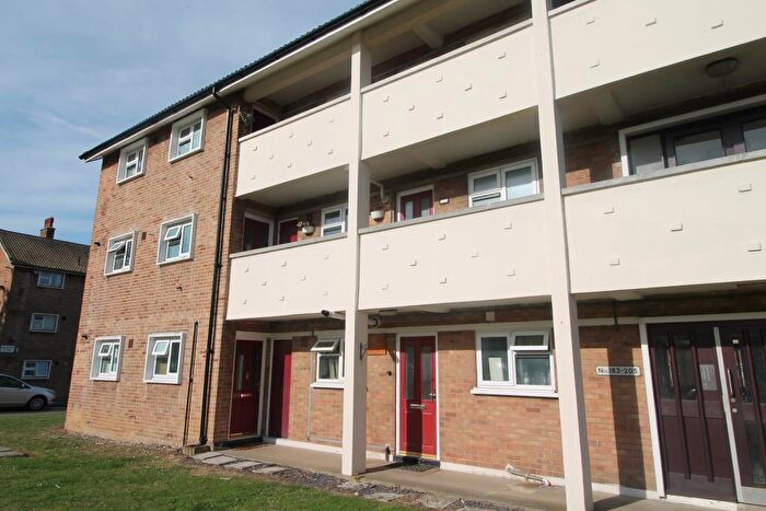 1 Bedroom Flat To Rent In Cross Road, Mawneys, Romford, RM7