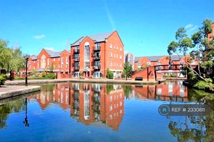 1 Bedroom Flat To Rent In Piccadilly Village, Manchester, M1