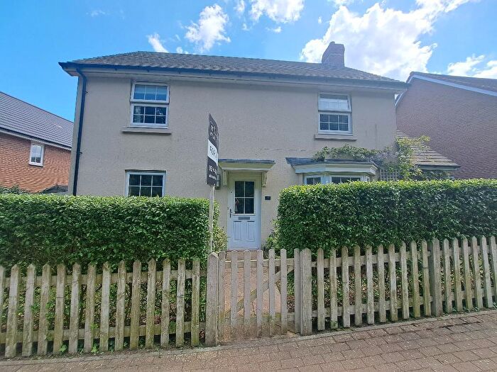 4 Bedroom Detached House For Sale In Holm Oak Walk, Sholden, Deal, Kent, CT14