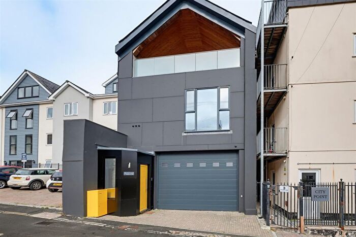 4 Bedroom Detached House For Sale In Belgrave Lane, Plymouth, PL4