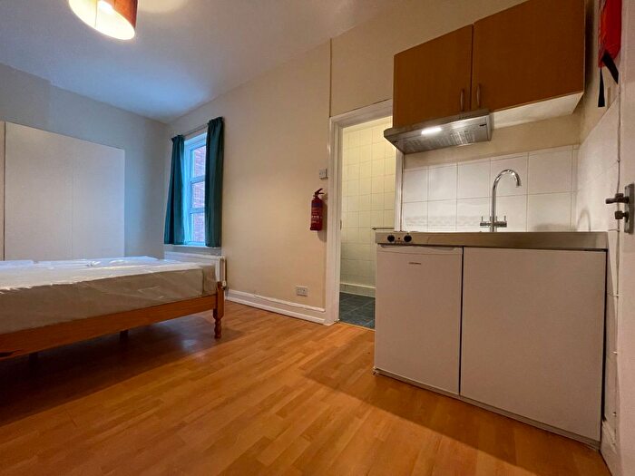 1 Bedroom Studio To Rent In Melrose Avenue, London, NW2