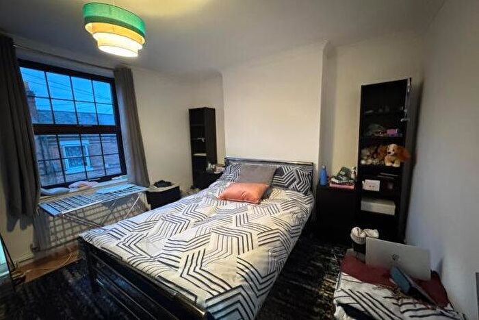 3 Bedroom Property To Rent In Finsbury Avenue, Nottingham, NG2