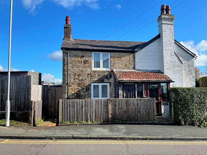2 Bedroom End Terrace House For Sale In Queens Road, Crowborough, East Sussex, TN6