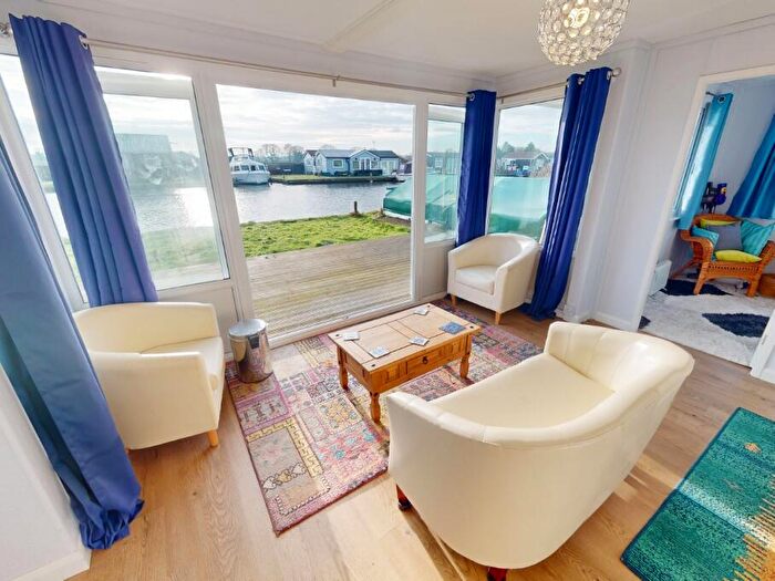 2 Bedroom Detached Bungalow For Sale In Potter Heigham, NR29