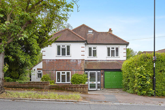 4 Bedroom Detached House For Sale In Coulsdon, Surrey, CR5