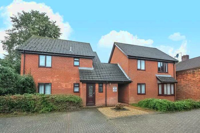 1 Bedroom Apartment To Rent In Newbury, Berkshire, RG14