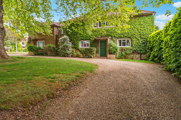 6 Bedroom Detached House For Sale In Kidmore Lane, Sonning Common, RG4