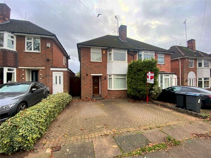 3 Bedroom Semi-Detached House To Rent In Quinton Lane, Quinton, Birmingham, West Midlands, B32