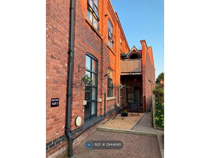 2 Bedroom Flat To Rent In Pembroke House, Wilmslow, SK9
