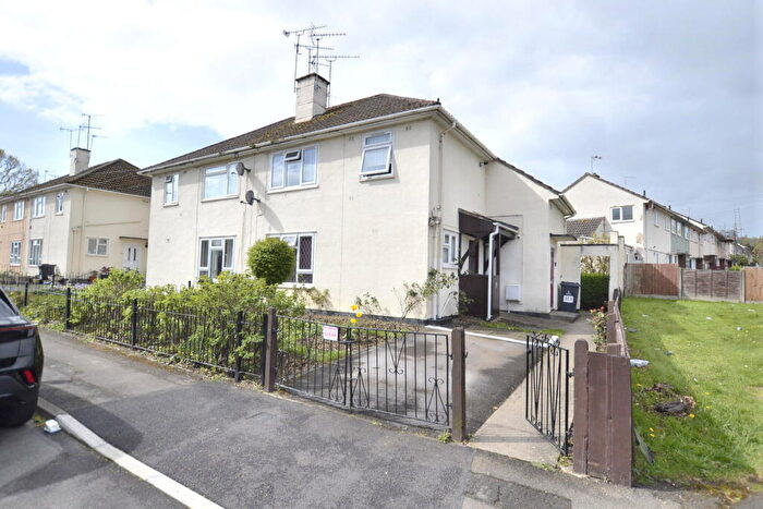 1 Bedroom Flat For Sale In St. Peters Road, Matson, Gloucester, GL4