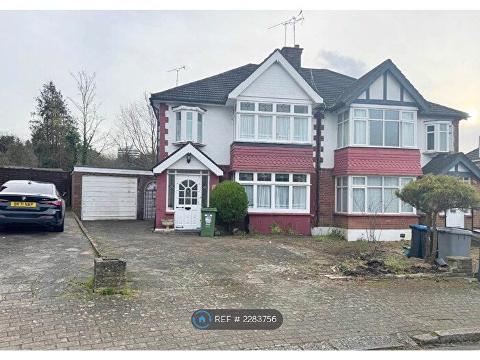 5 Bedroom Semi-Detached House To Rent In Kingsway, Wembley, HA9