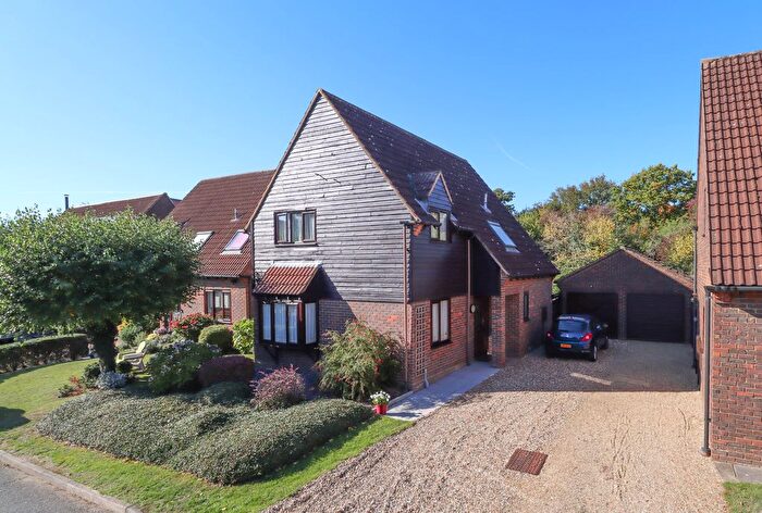 3 Bedroom Detached House For Sale In Old Orchard, Park Street, St Albans, AL2