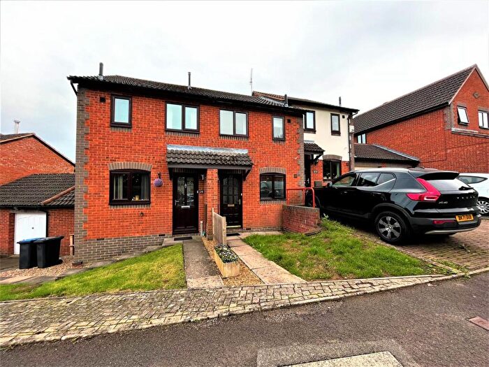 2 Bedroom Terraced House To Rent In Hillside Croft, Napton On The Hill, CV47