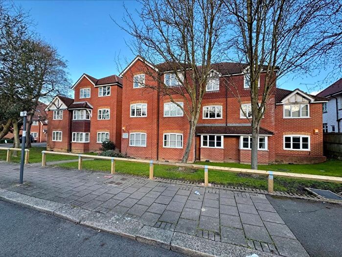 1 Bedroom Flat To Rent In Northwick Park Road, Harrow-On-The-Hill, Harrow, HA1