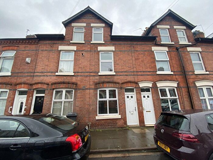 4 Bedroom Terraced House To Rent In Prospect Hill, Leicester, LE5