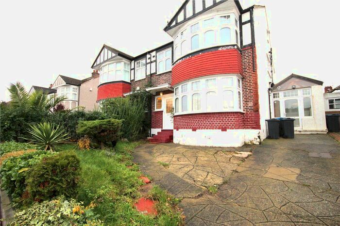 7 Bedroom Semi-Detached House To Rent In Southern Avenue, London, SE25