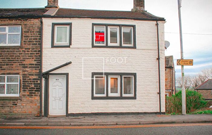 2 Bedroom Property To Rent In Bedrom - Denholme, Bradford, BD13