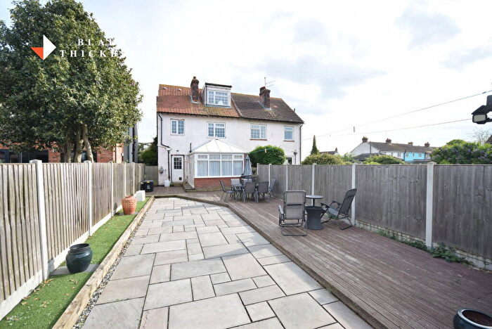 4 Bedroom Semi-Detached House For Sale In Clacton Road, St. Osyth, Clacton-on-sea, CO16