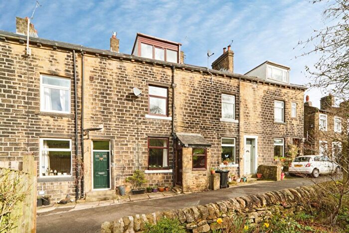 3 Bedroom Terraced House For Sale In Vale Mill Lane, Haworth, Keighley, BD22