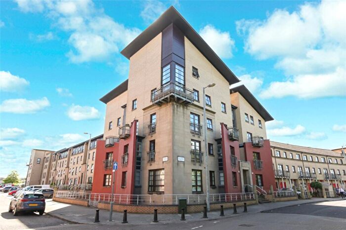 2 Bedroom Flat For Sale In Southside Crescent, Glasgow, Glasgow City, G5